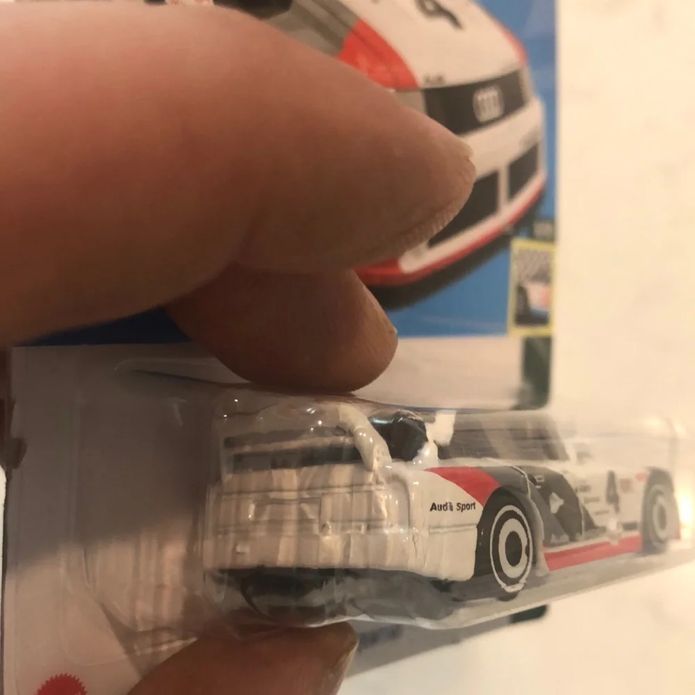 Retro Racers Audi '90 Quattro - White and Black
